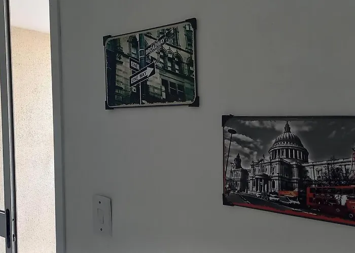 Apartamento Belo Apt Com Sacada Em Regiao